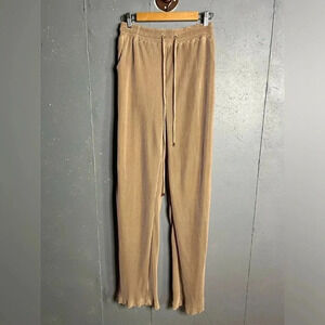 JLUXLABEL  NWT Accordion fully lined wide leg pants in size XL